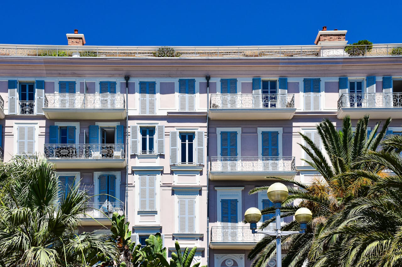 Baie-des-Anges-11